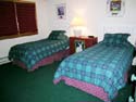 Twin Beds 0