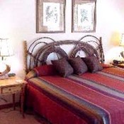 Woodrun V Bedroom